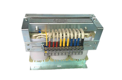 三相變壓器的組成材料有哪些？